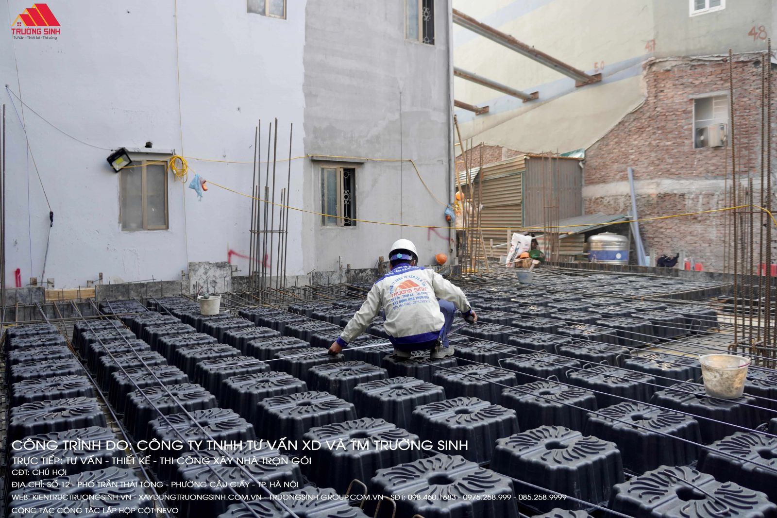 Lắp đặt cột Novo nhằm đảm bảo khả năng chịu lực và liên kết kết cấu theo tiêu chuẩn kỹ thuật: 