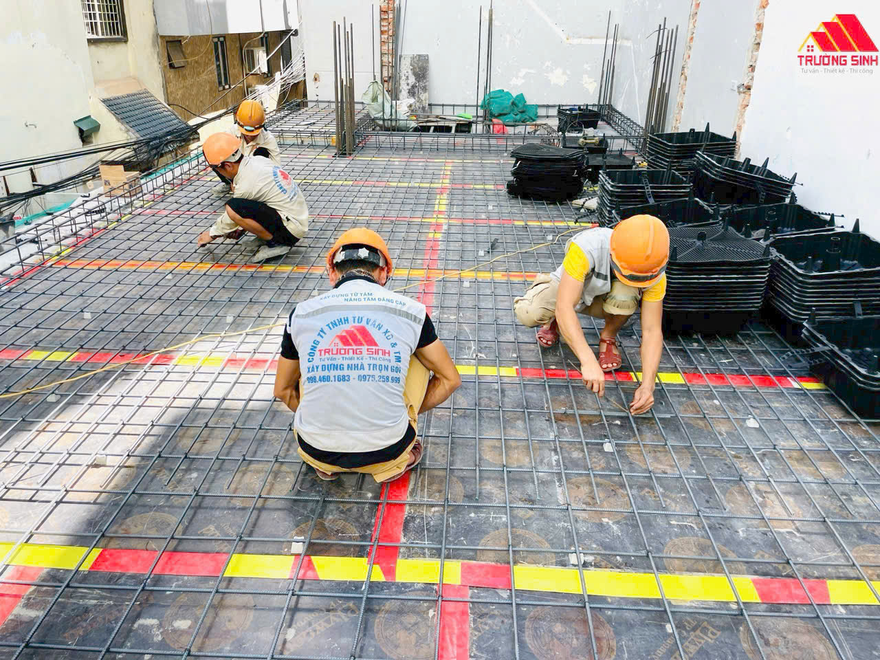 công tác đan sắt