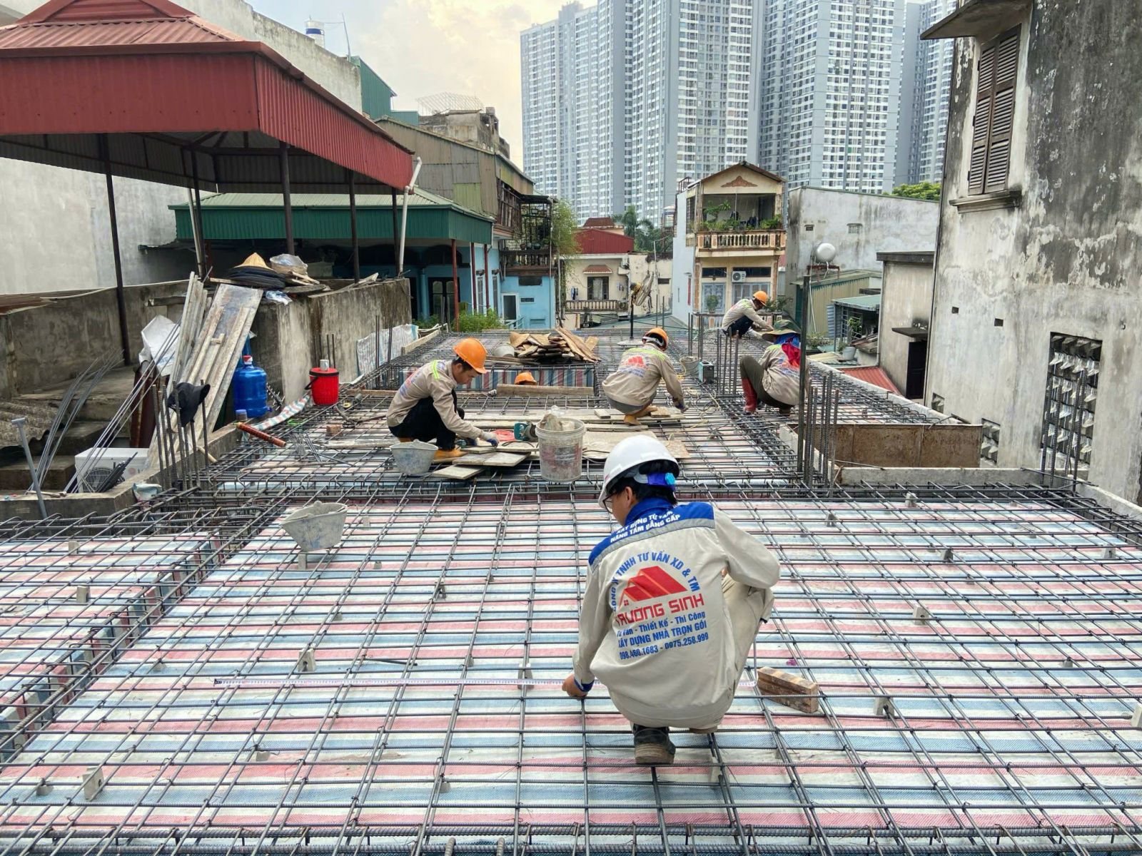 Chuẩn bị đổ bê tông sàn