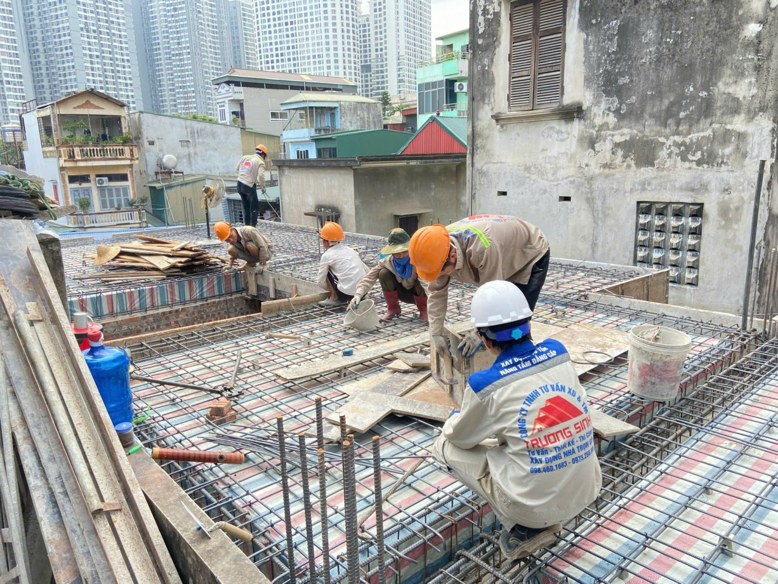 Công tác làm sắt thép