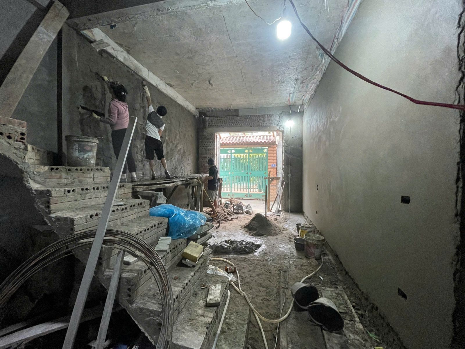 Trát tường bên trong