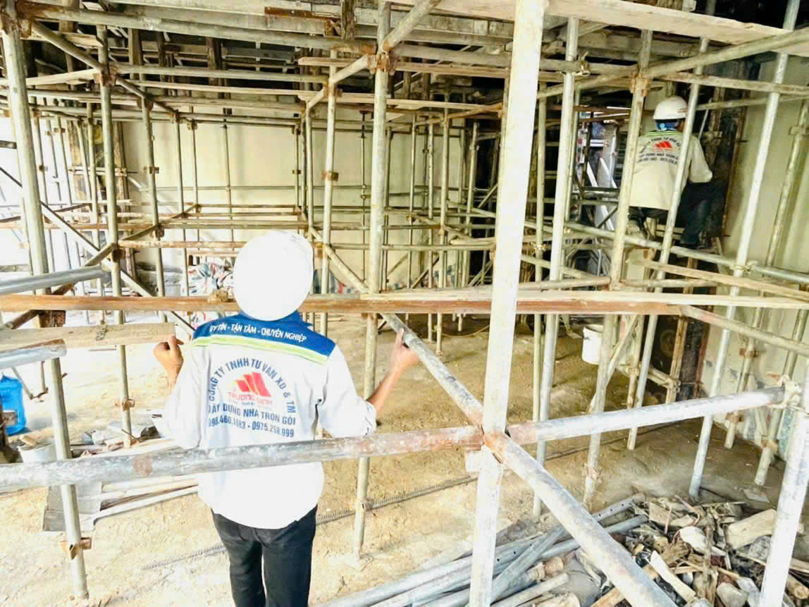 Lắp ghép coppha kết cấu